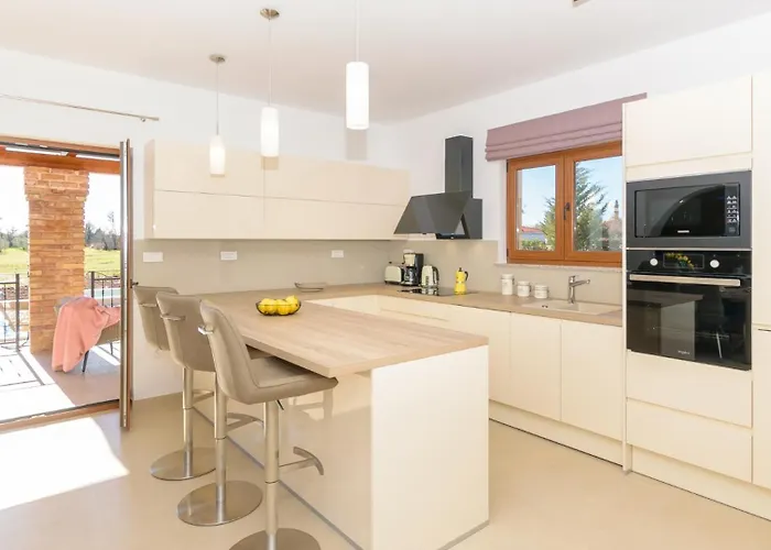 Villa Mattuzzi By Guide *